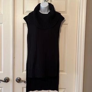 NEW BCBGen hi-lo tunic sweater